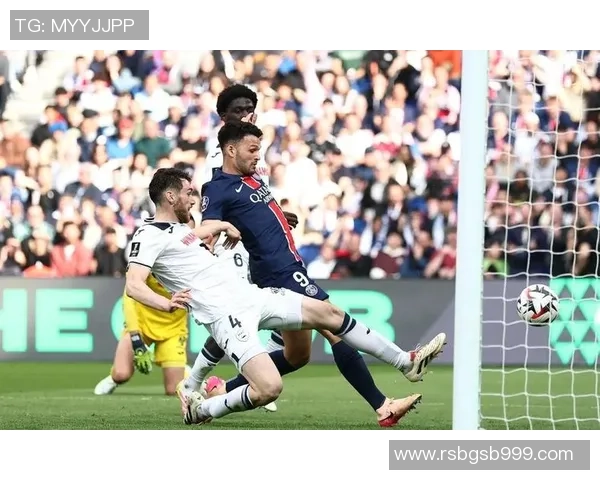 巴黎圣日耳曼友谊赛大胜波尔图五个精彩进球引爆全场热情